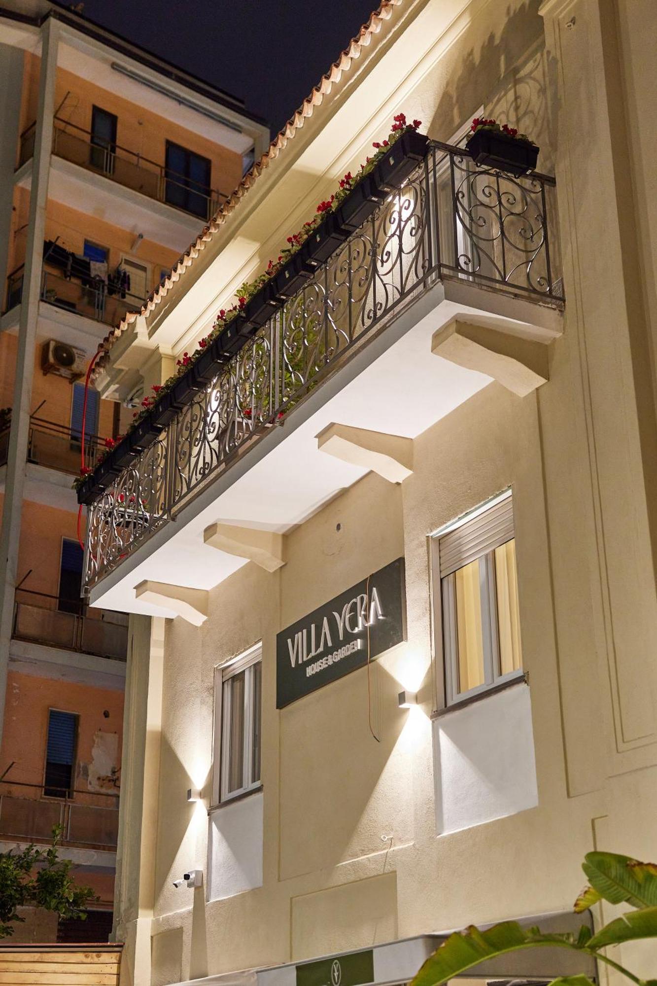 Villa Vera 萨莱诺 外观 照片