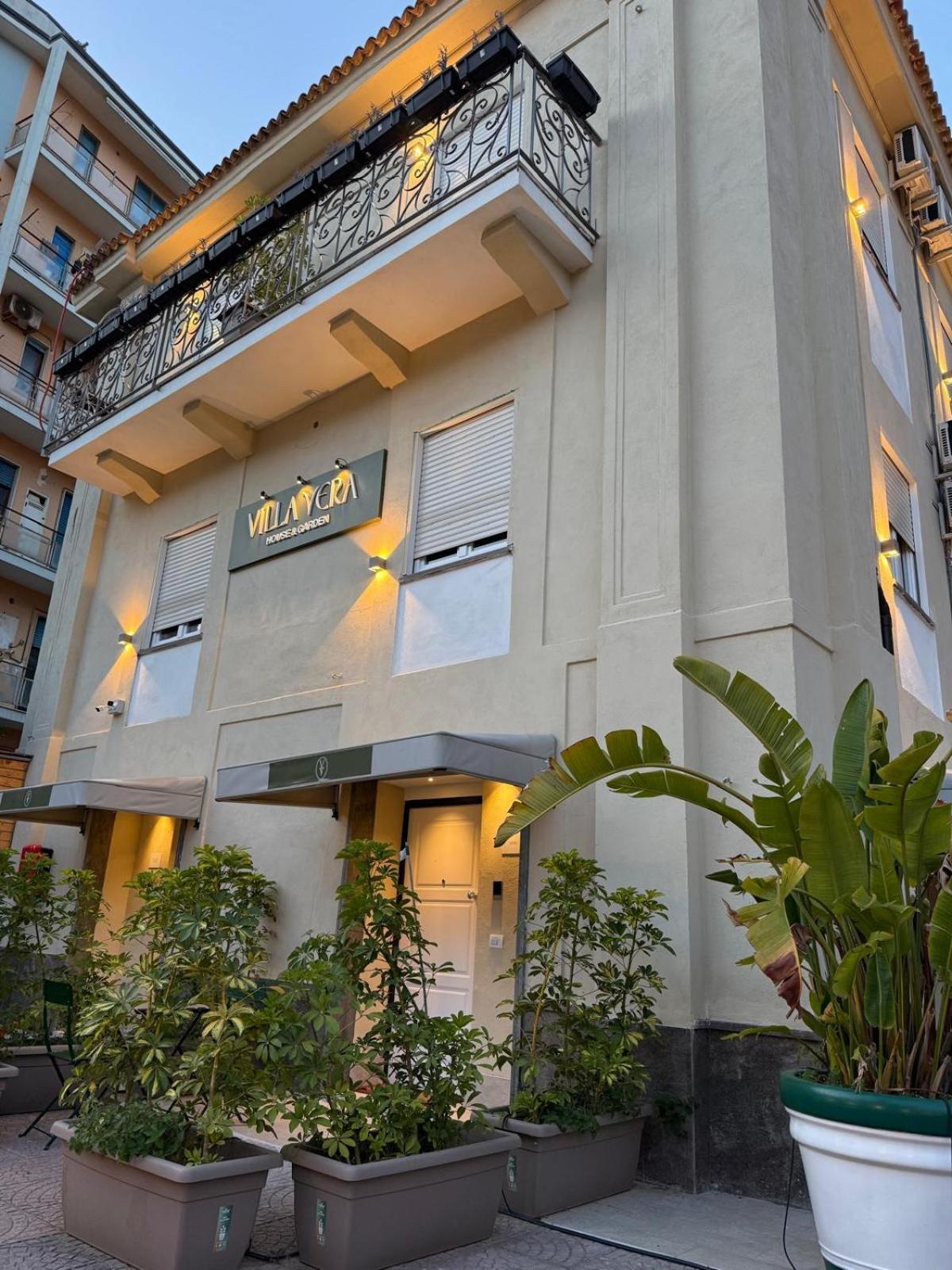 Villa Vera 萨莱诺 外观 照片